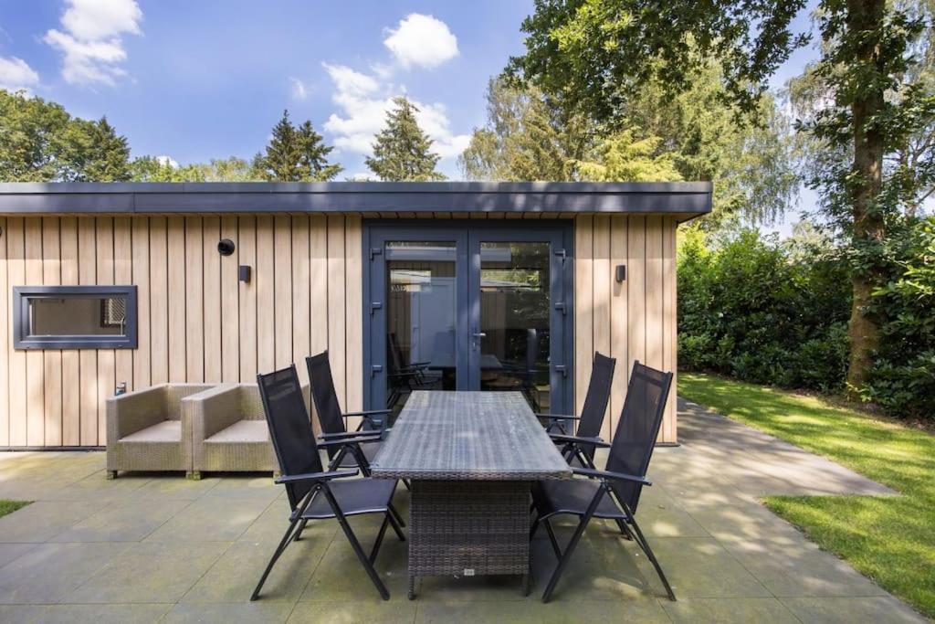 Chalet Modern Op De Veluwe